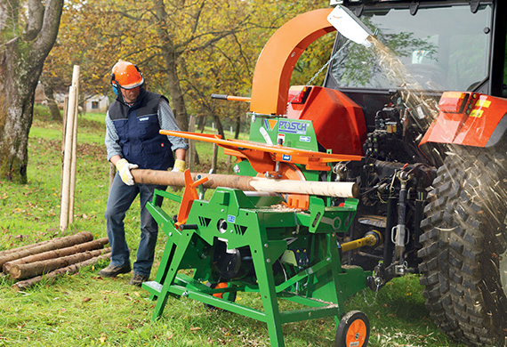 écorcer et appointer le bois